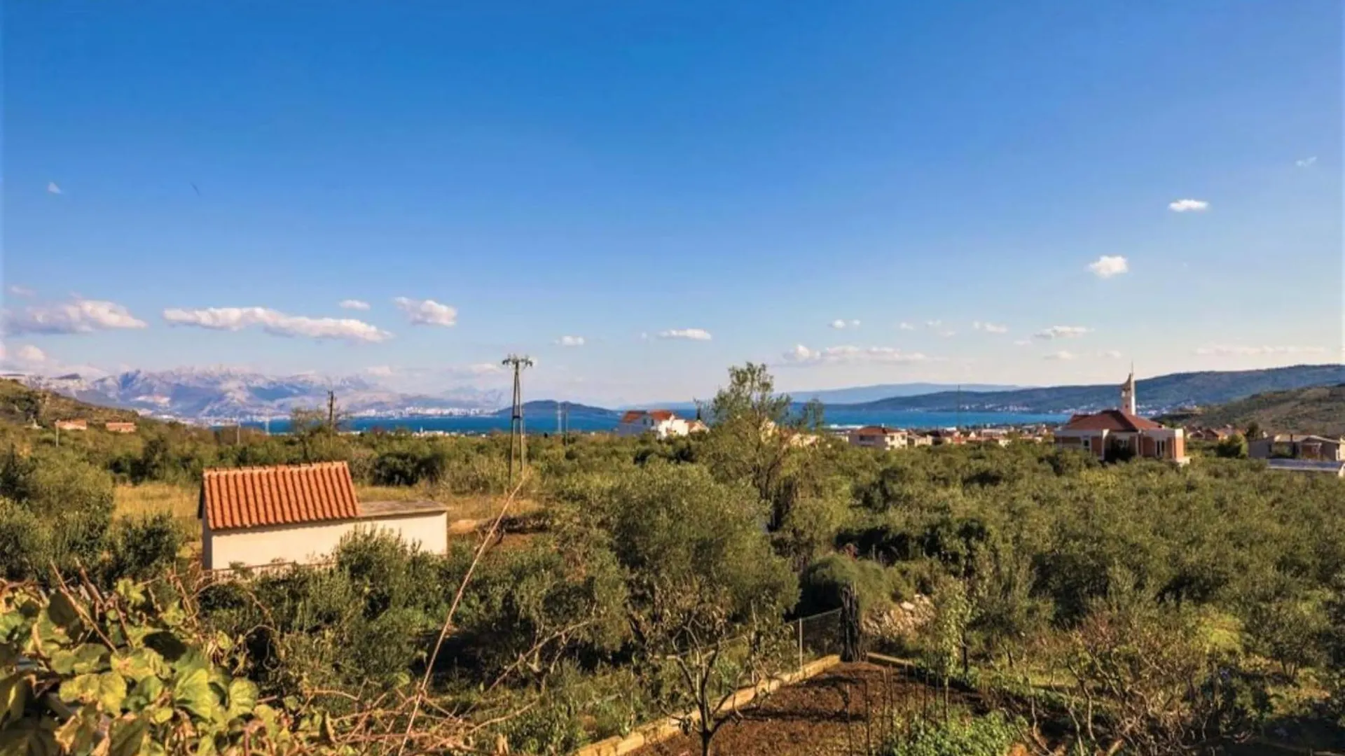 Trogir Comfortable Apartment With Terrace - Two Bedroom Apartment With Terrace
