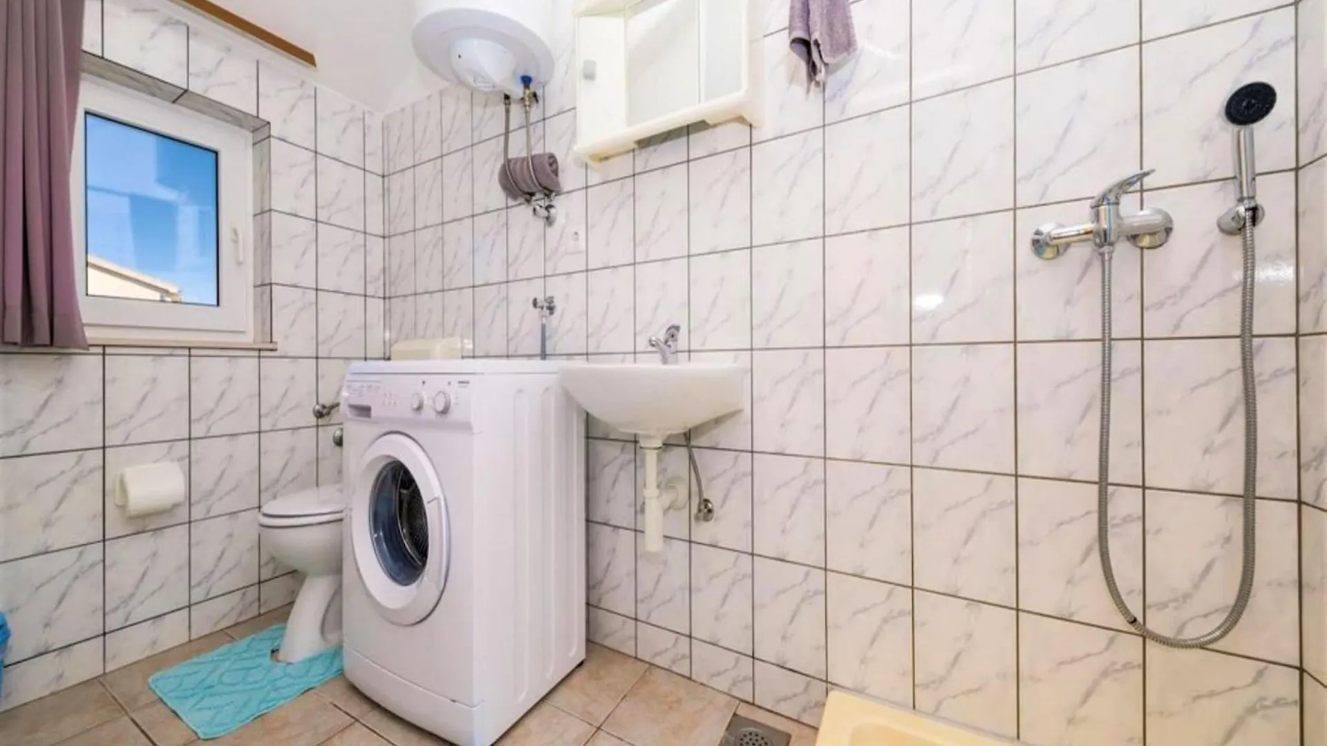 Trogir Comfortable Apartment With Terrace - Two Bedroom Apartment With Terrace Kroatien