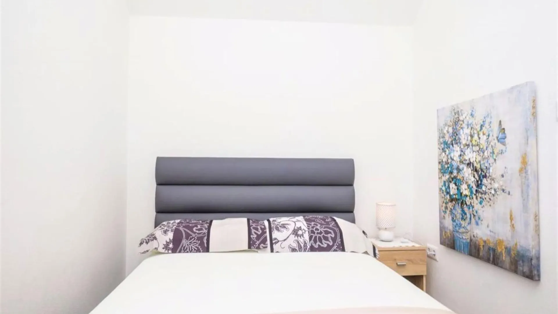 Trogir Comfortable Apartment With Terrace - Two Bedroom Apartment With Terrace
